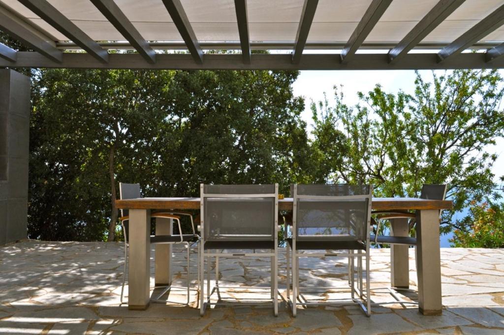 Elafivolia Arachova Suites エクステリア 写真