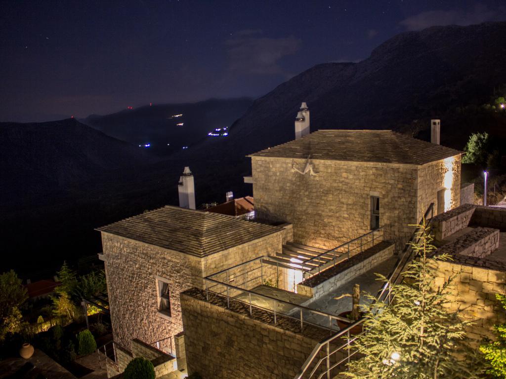 Elafivolia Arachova Suites エクステリア 写真