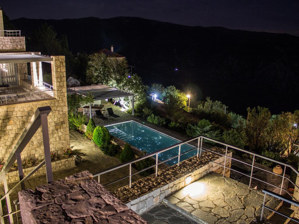 Elafivolia Arachova Suites エクステリア 写真