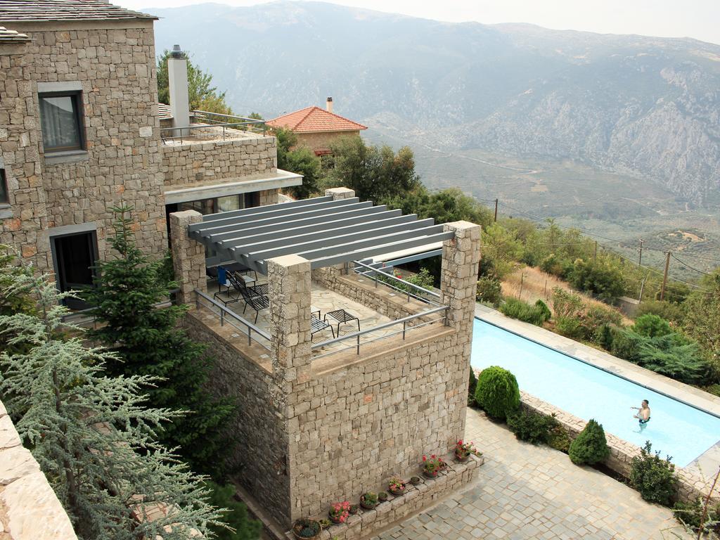Elafivolia Arachova Suites エクステリア 写真