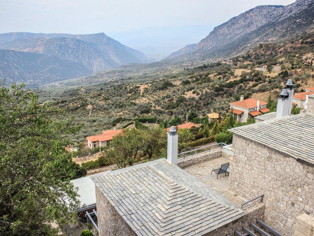 Elafivolia Arachova Suites エクステリア 写真
