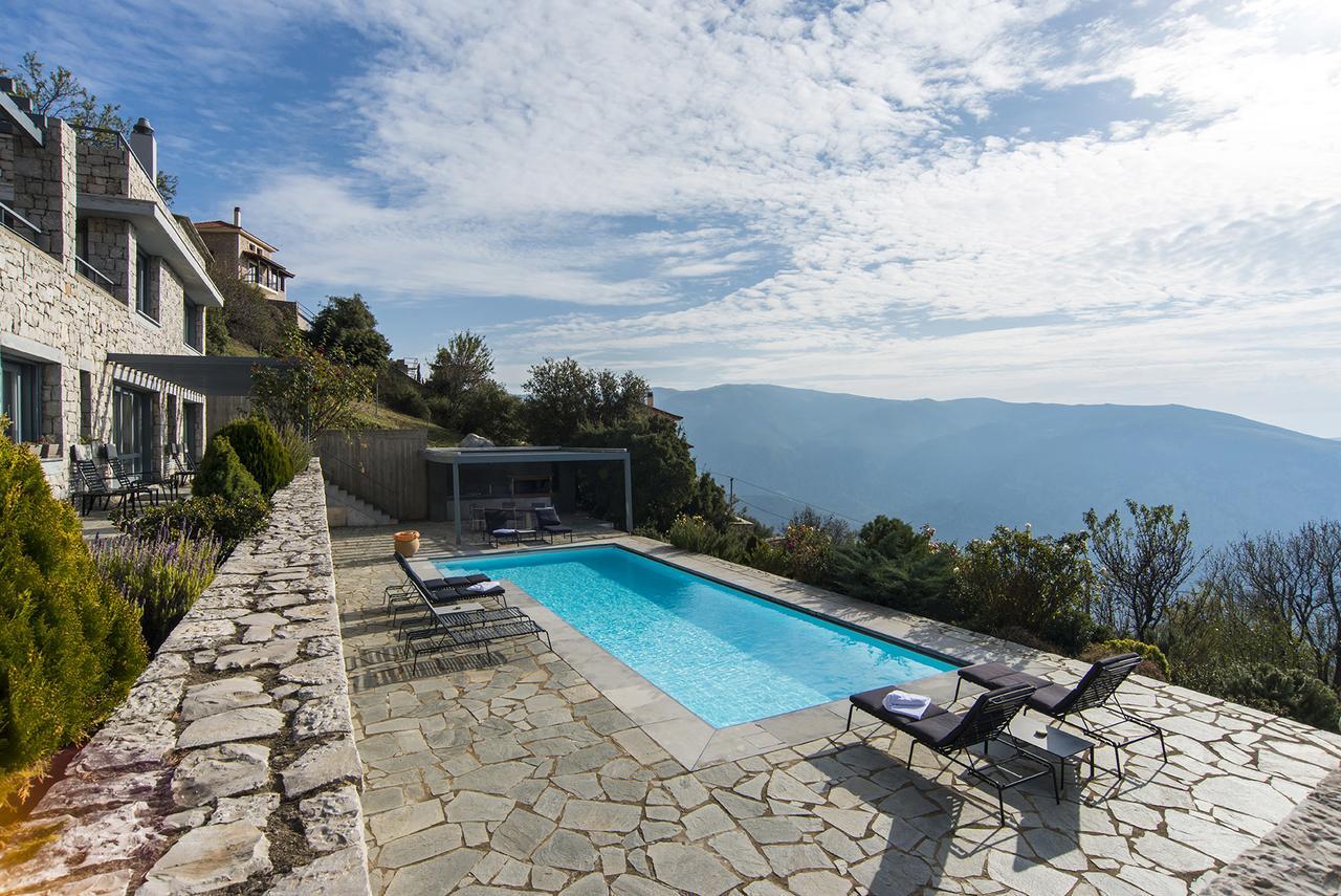Elafivolia Arachova Suites エクステリア 写真